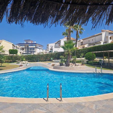 Lovely Apartment Near The Beach In Sunny La Mata トレビエハ エクステリア 写真