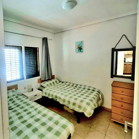 Lovely Apartment Near The Beach In Sunny La Mata トレビエハ エクステリア 写真